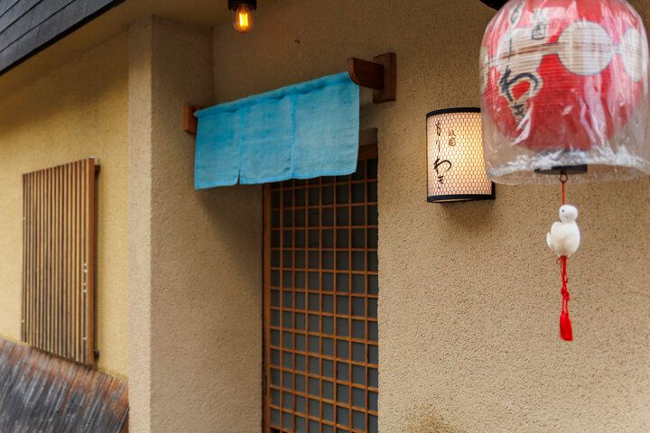 京都・路地奥の「祇園もりわき」で、季節を散りばめた憧れの京料理を