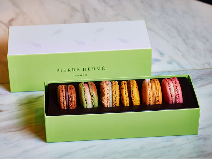 表参道『ピエール エルメ パリ Heaven』の「マカロン６個詰め合わせ」