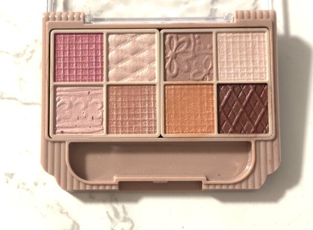 キャンメイク プティパレットアイズ 05 ストロベリーペシェ