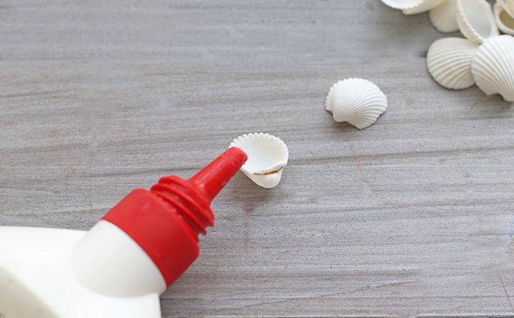 接着剤をつける