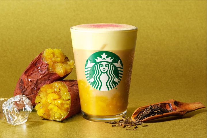 ほうじ茶香る 焼き芋 ムース ティー ラテ（Iced） Tallサイズのみ／＜お持ち帰りの場合＞628円 ＜店内ご利用の場合＞640円