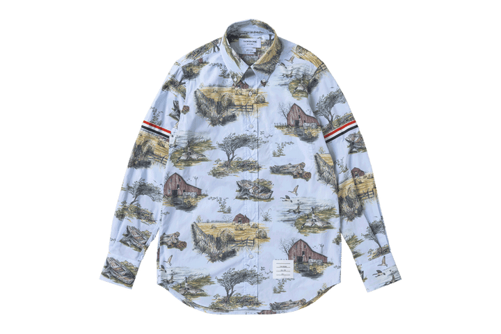 〈トム ブラウン〉のボタンダウンシャツ