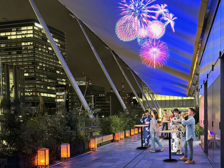 花火プロジェクションマッピング