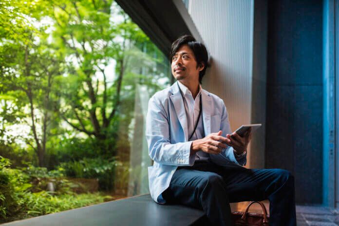 婚活パーティーって実際どんな感じ？参加者の雰囲気や出会いの場所を解説