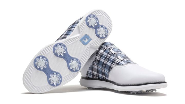 あの人気シリーズから新デザインが登場！秋におすすめしたいシューズ・グローブ