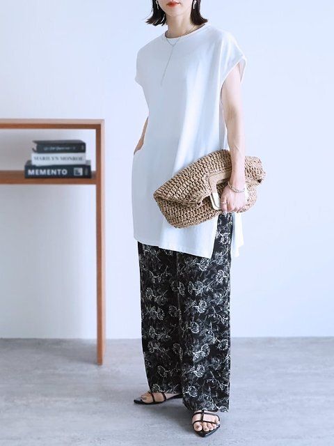 白Tシャツコーデ4