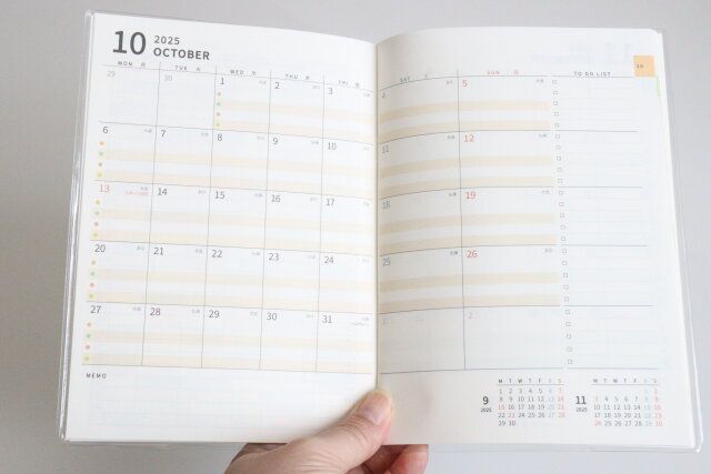 セリアのダイアリー2026は2025年10月始まり