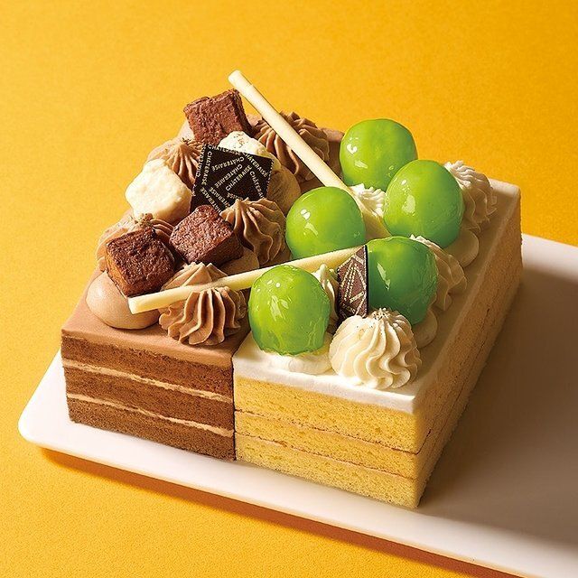 シャトレーゼの敬老の日 山梨県産シャインマスカットとショコラのデコレーション