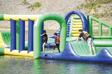 photo：水上アスレチック