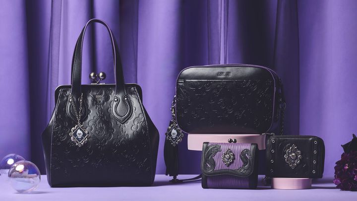 アースラ Anna Sui共同企画グッズ