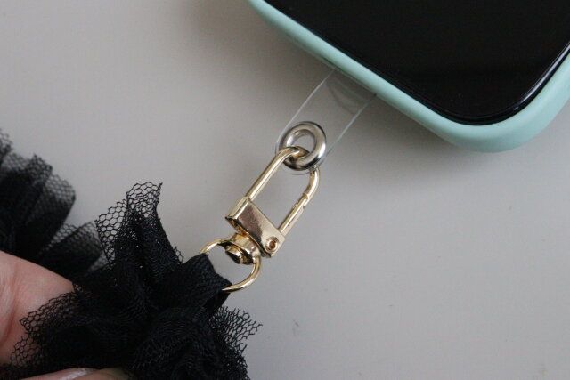 スマホリストストラップ レース 接続部