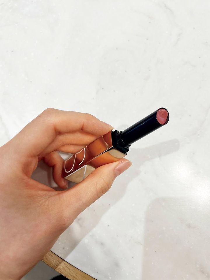 NARSのアフターグロー センシュアルシャイン リップスティック