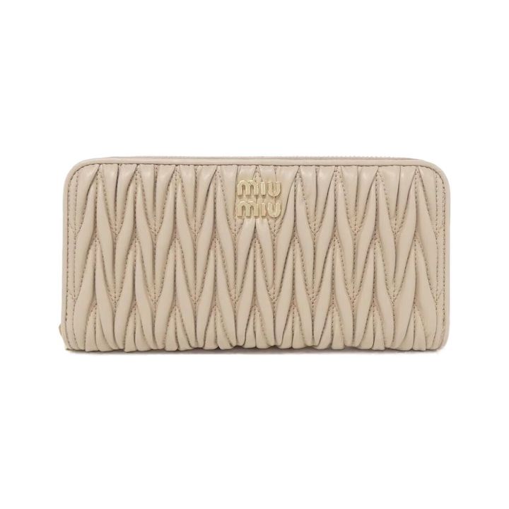 ミュウミュウの長財布