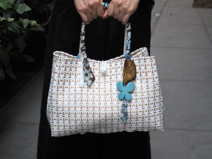 恋のトリコで購入したバリニーズバッグ