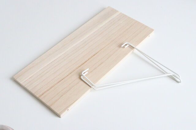 ウォールシェルフ（ナチュラル、幅30cm×奥行13.5cm） セット内容
