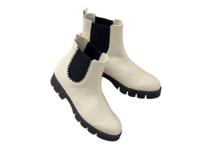 ショートブーツ