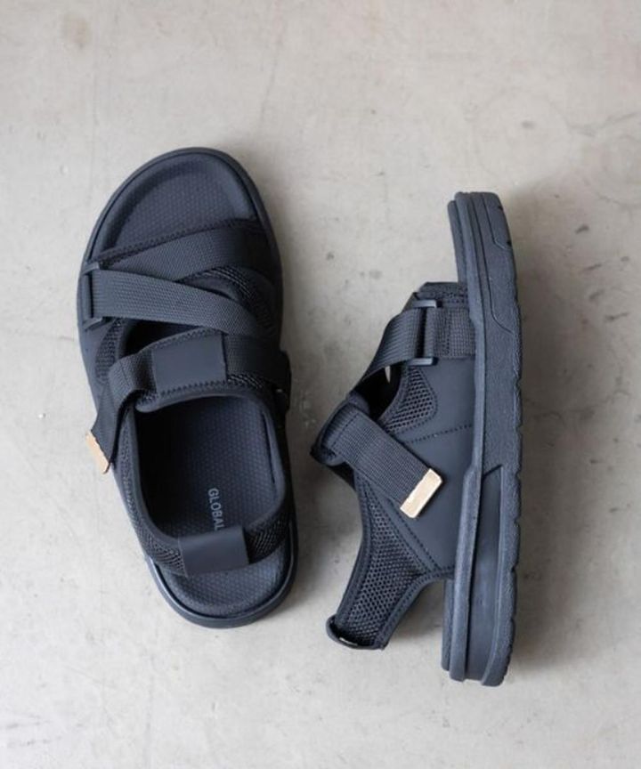 画像1: 出典：and ST