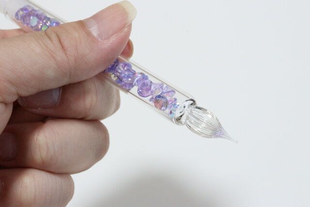 セリアのクラフト用ガラスペンのデザイン