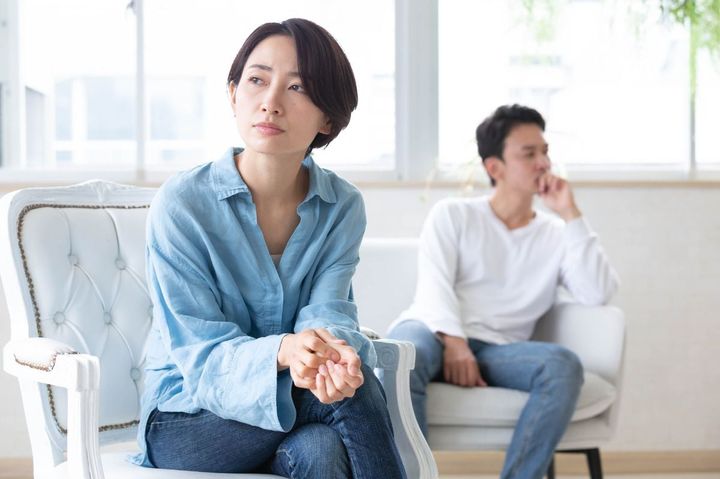 夫婦げんかをしたら「無視」する？
