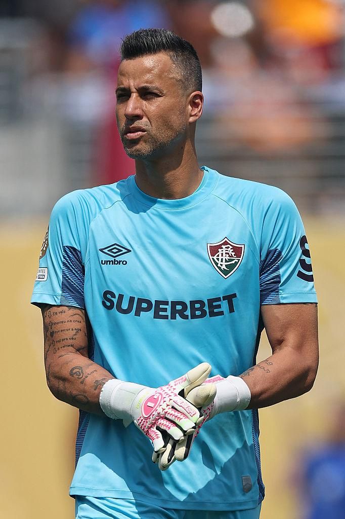 サッカーの歴史上「最も多くの試合に出場した」鉄人サッカー選手5名