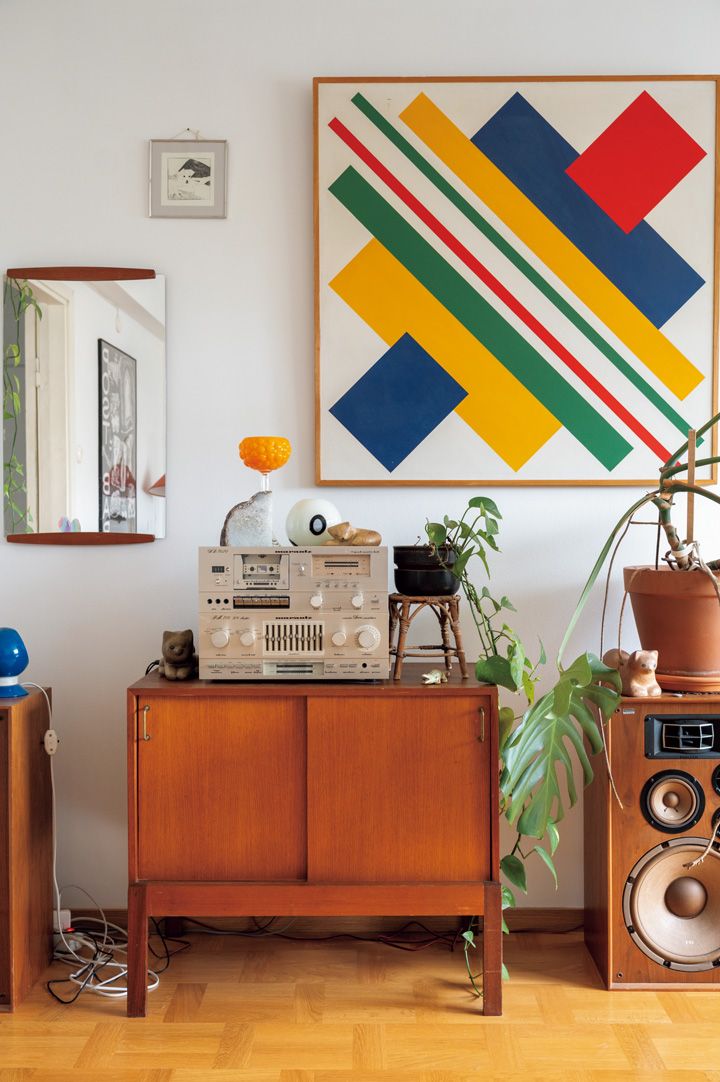 お部屋全体がアートな空間！ヘルシンキのおしゃれなお家を覗き見！