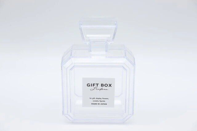 ダイソーのギフトボックス 香水型 クリアのパッケージ