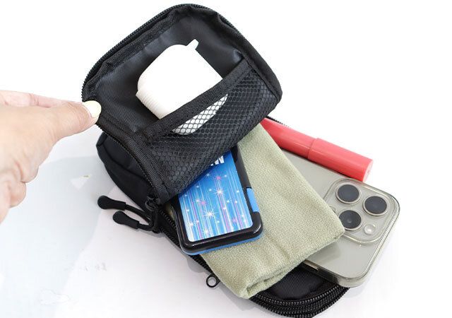 宝島社モンベル50周年ショルダーバッグメインスペース