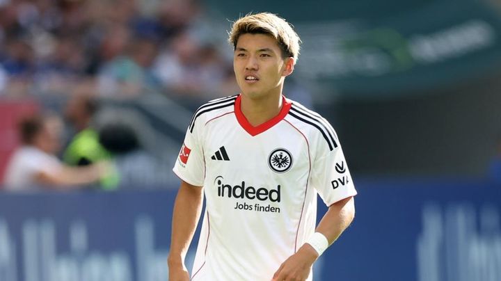 日本代表MF堂安律、フランクフルトで2ゴールの活躍！「夢のゴール」と現地称賛