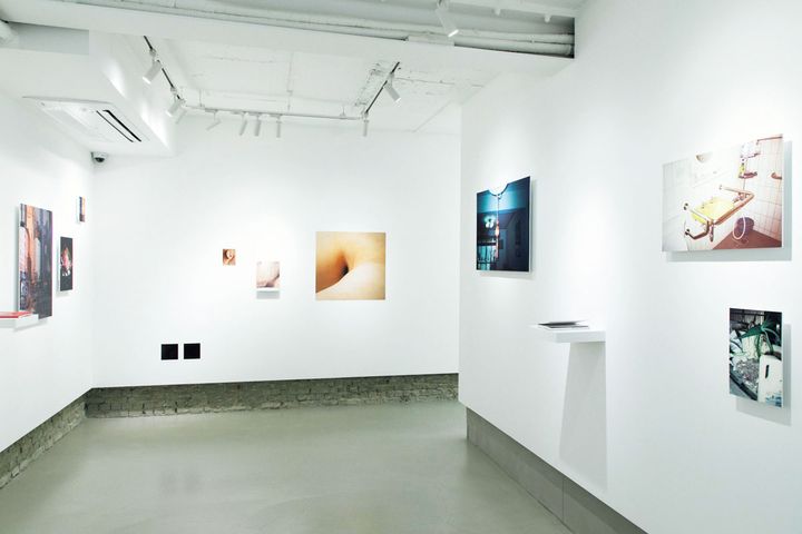 11名の作家による企画展『Hidden Library 2』