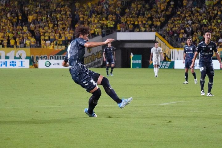 逆転勝利のJ2ジェフユナイテッド千葉、失点後にイレブンを集めたMF髙橋壱晟「この状況で集中力がないわけない」とラスト10試合へ