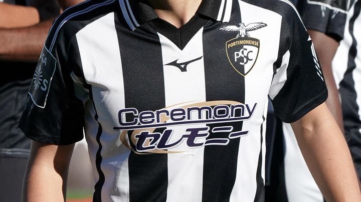 「アンビリーバブル！」「歴史的出来事」GK2人退場のポルティモネンセ、21歳DFが急造GKとしてチームを救う大活躍で英雄に