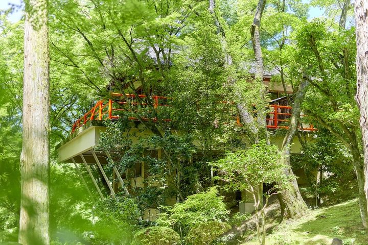 「茶所 閑坐（かんざ）」外観