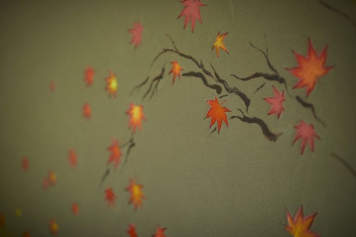 「茶所 閑坐（かんざ）」壁