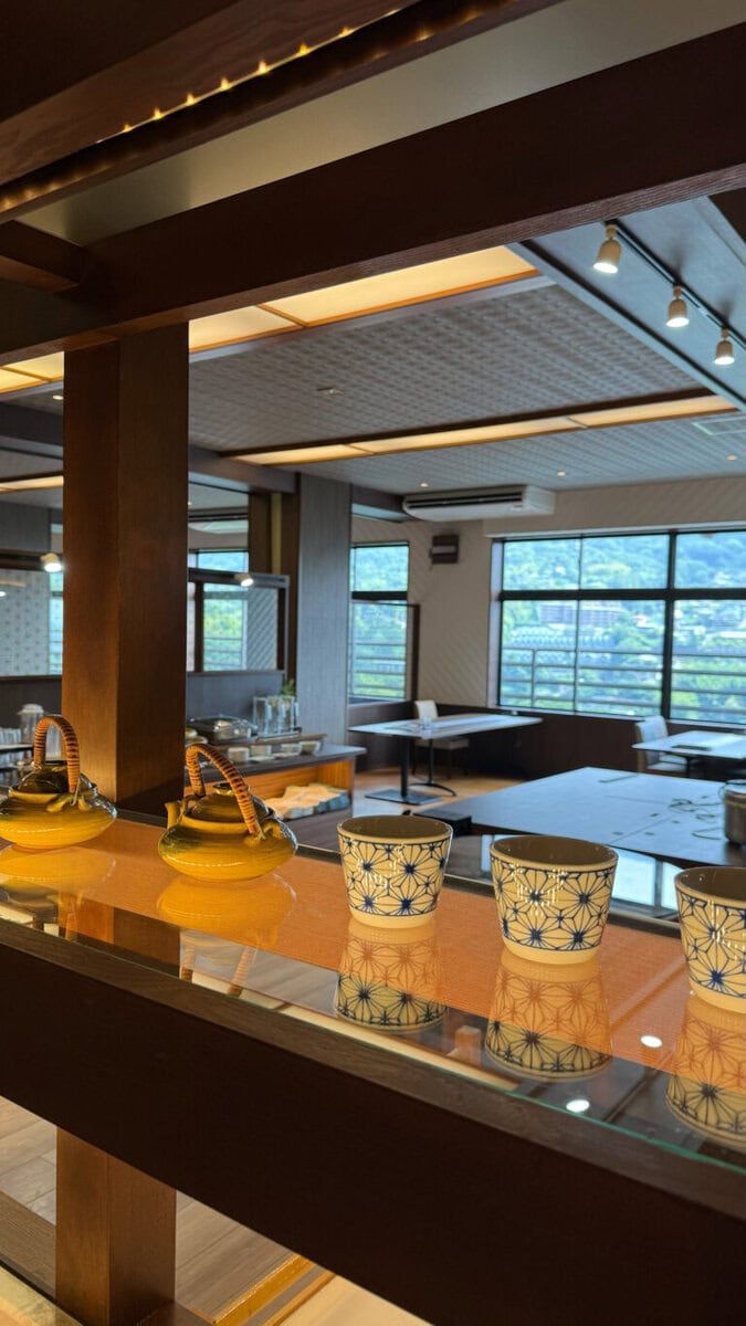 湯河原の町を見渡せるレストラン