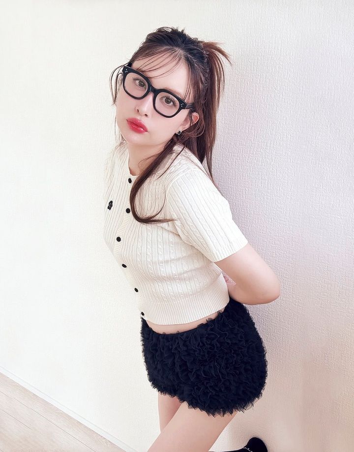 津久江麻由（つくえ まゆ）