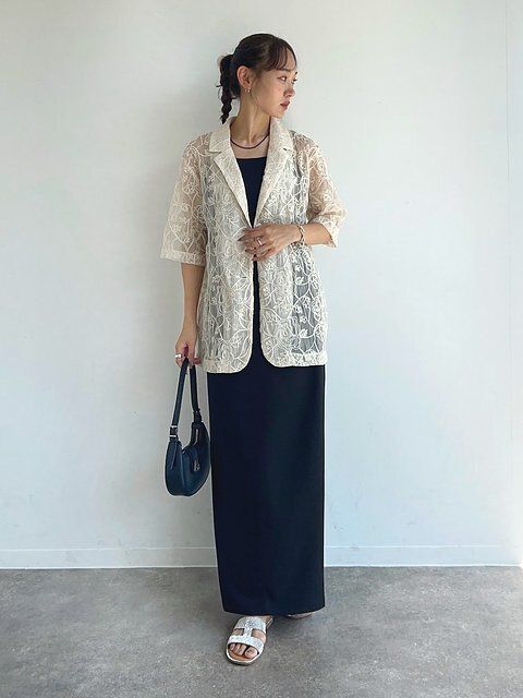 黒ロングスカートコーデ2