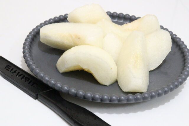 セラミックナイフ（サヤ付、黒） 果物のカット