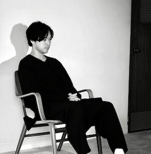 日用品図鑑：アートディレクター・矢後直規の愛用する〈th〉のコインパースetc.