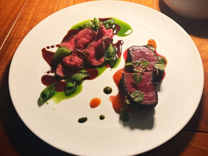 「Zentis Osaka 5th Anniversary Stay」産経牛のローストと笠置鹿のカツレツ