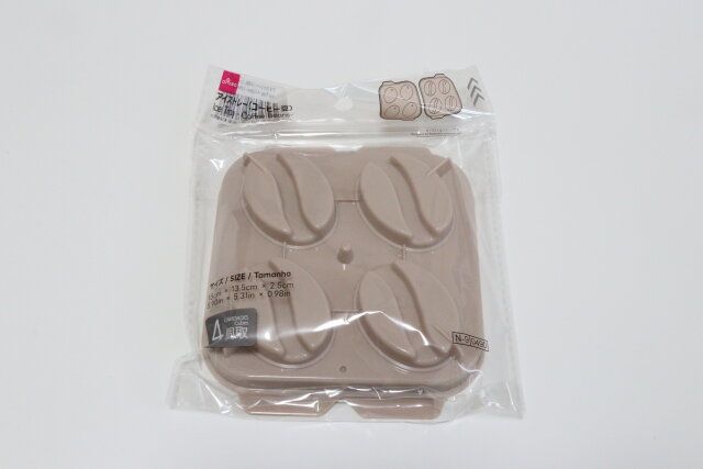 ダイソー アイストレー（4個、コーヒー豆） パッケージ