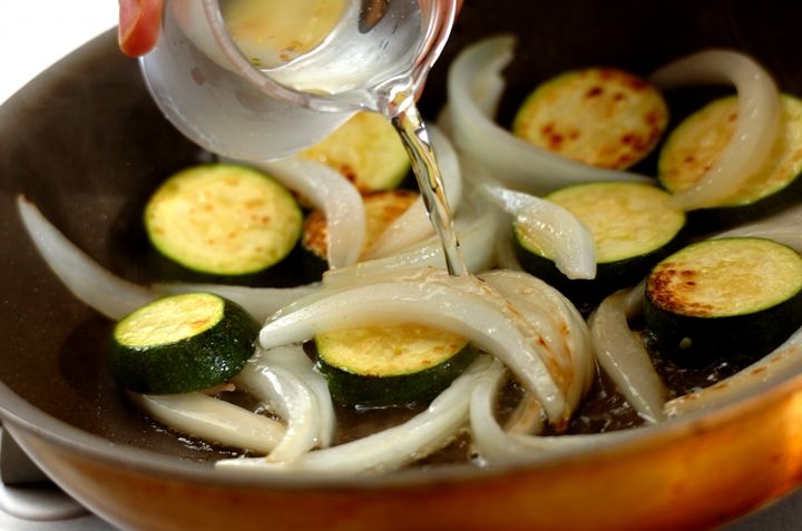 鶏むね肉のカレークリーム煮の作り方2