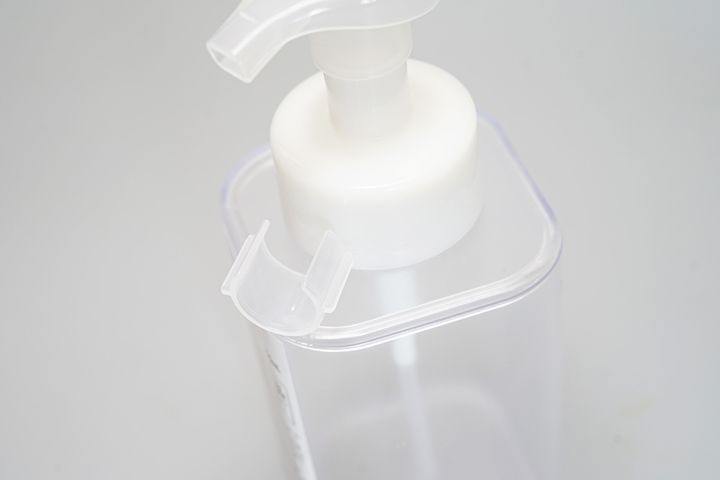 「スタプロディスペンサー」にはポンプストッパーが付属します。