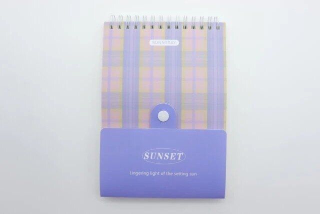 ダイソー スタンドリングノート（B6、40枚） パッケージ