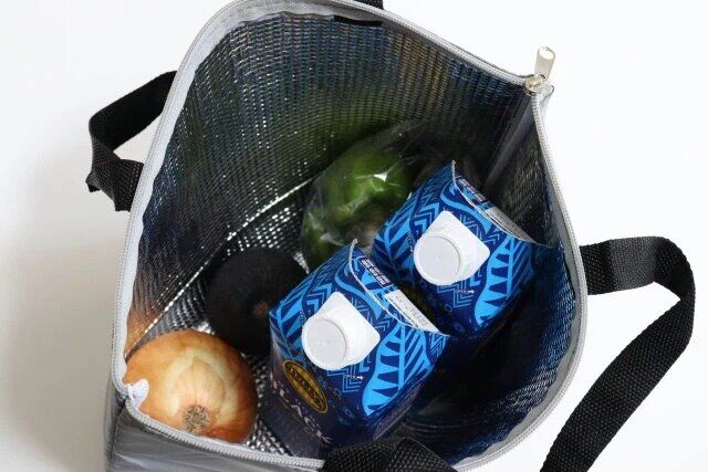ダイソー 保冷トートバッグ（反射材使用）