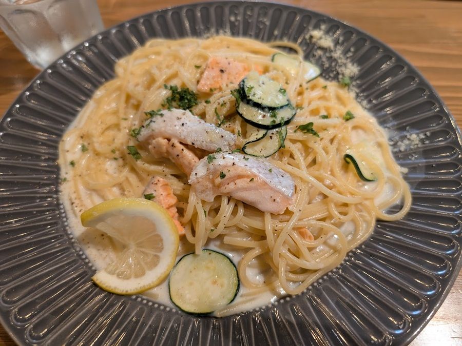 色々なカジュアルランチを楽しむ『CIRCUS CAFE＆DINING』 | TRILL【トリル】