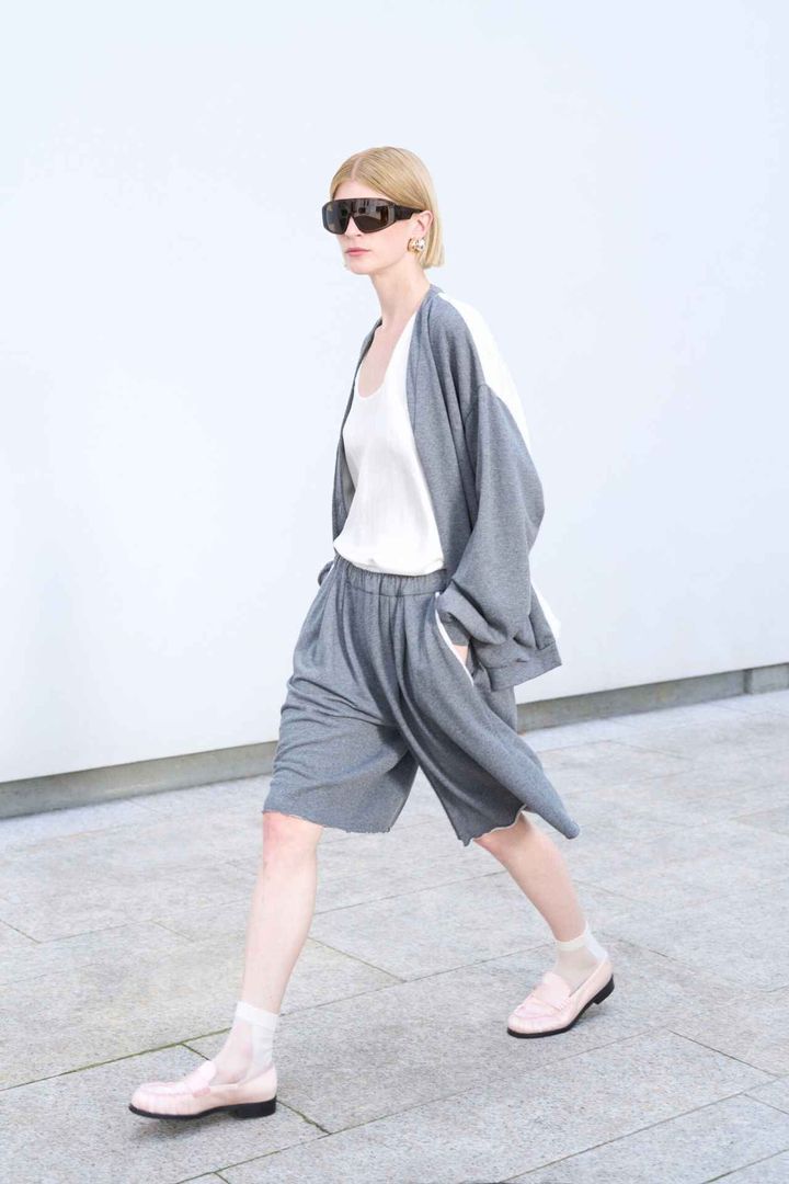 画像1: TELA 2025年春夏コレクション 出典：テラ