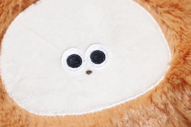 ダイソーのフルーツシェル型ポーチのデザイン