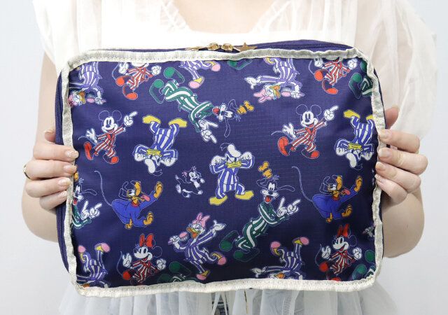 ディズニーパジャマパーティー圧縮収納ポーチ大容量