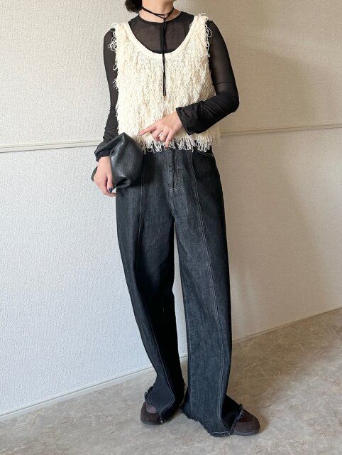 Style②甘さとモードのテイストミックス