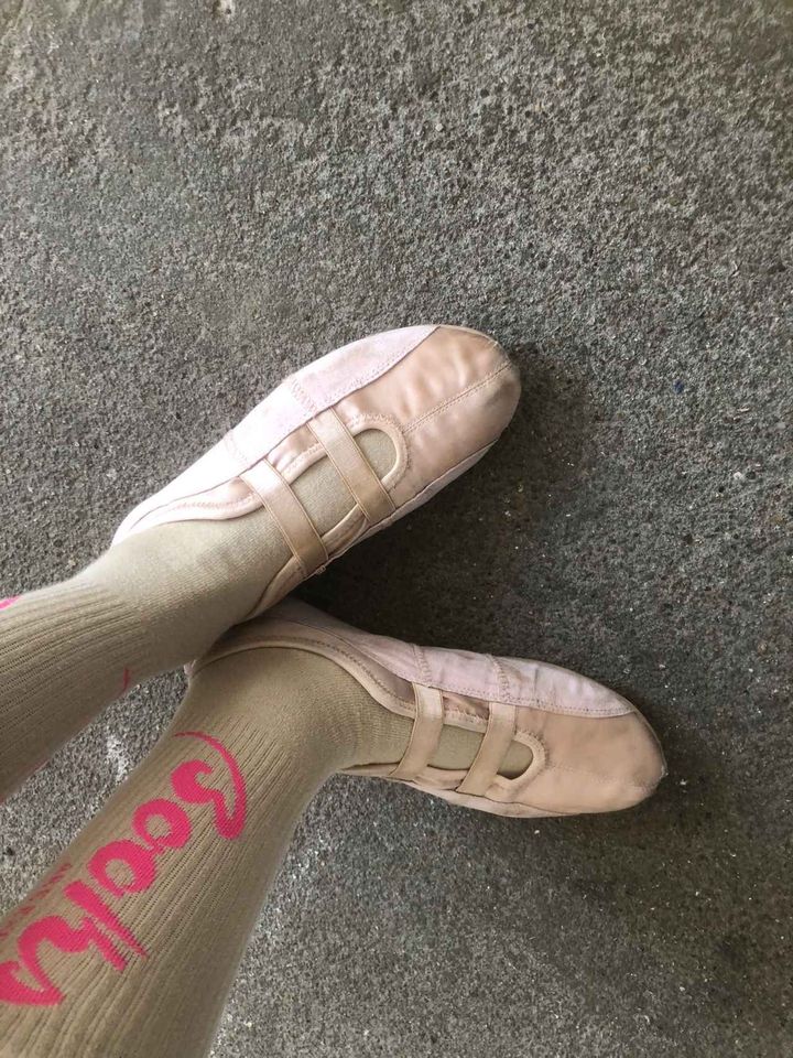 画像: バレエシューズなのにスニーカーライク